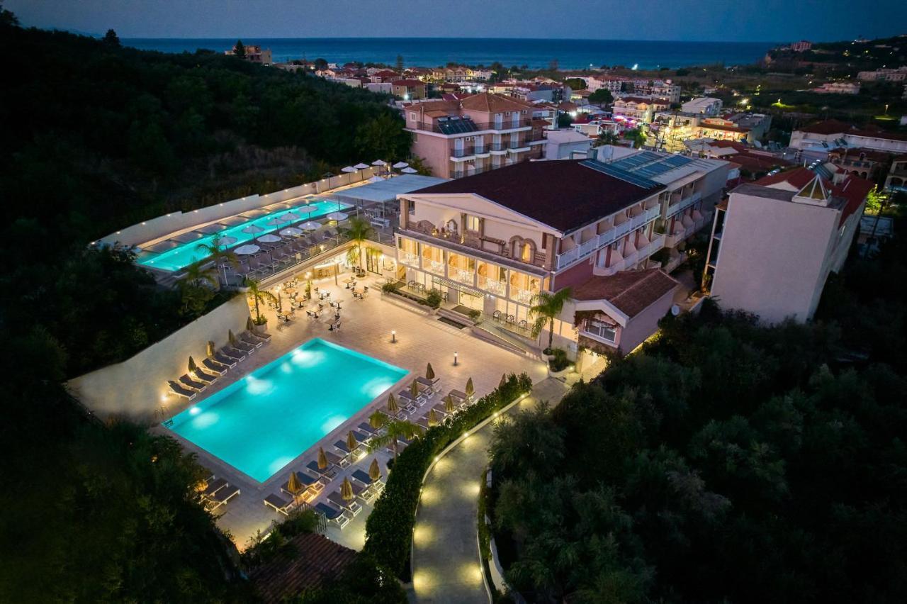 Altura Hotel Zakynthos チィリヴィ エクステリア 写真